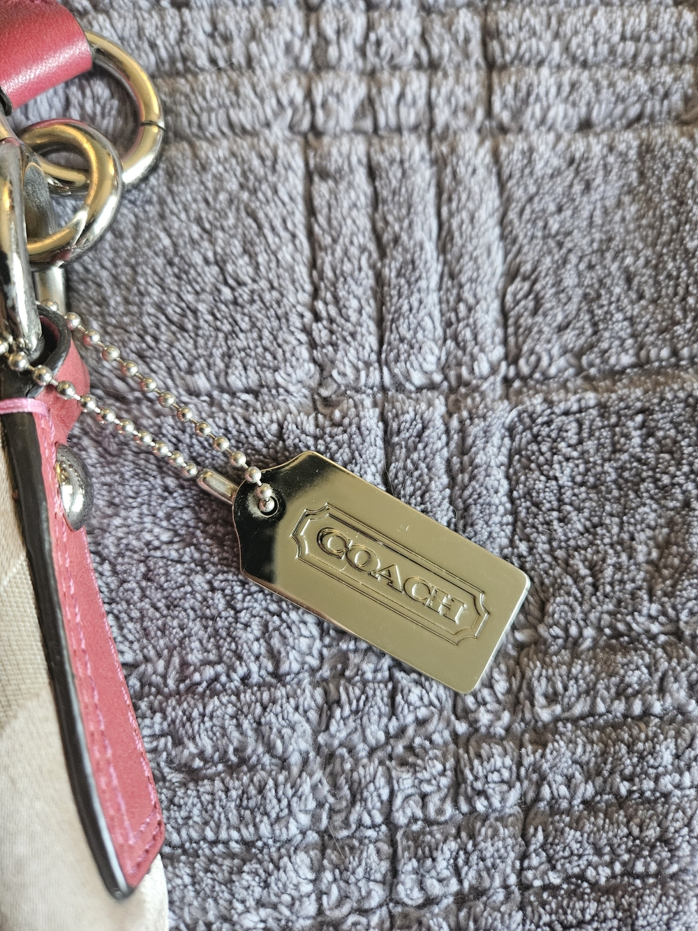 Coach Poppy Signature Sateen Groovy Hot Pink Trim Shoulder Bag Y2K - Picture 3 of 16